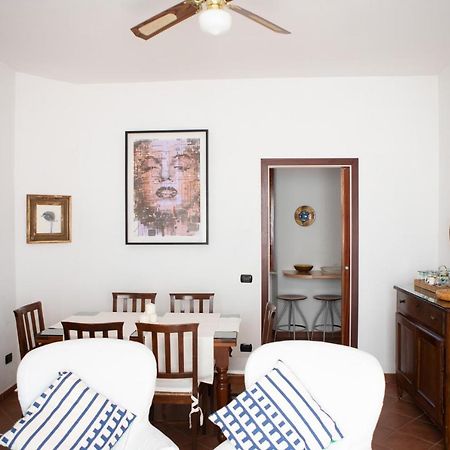 B&B Casa di Claudia Marina Di Carrara Bagian luar foto