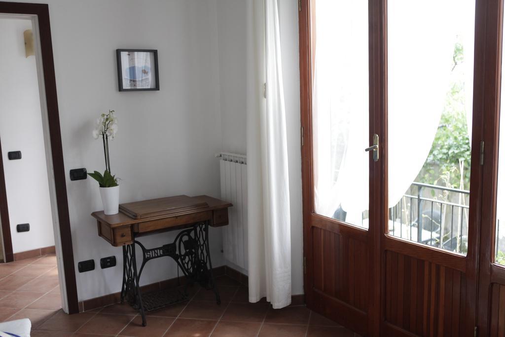 B&B Casa di Claudia Marina Di Carrara Bagian luar foto